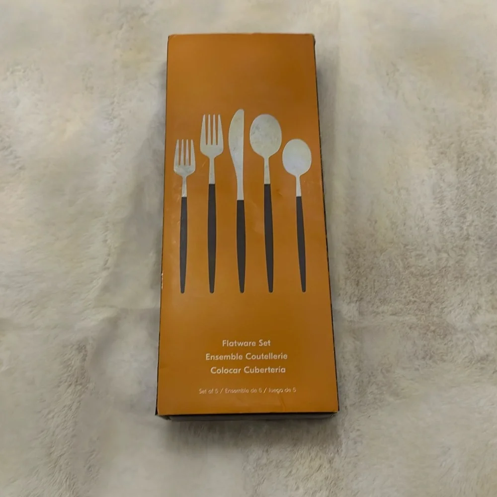 Flatware - Picture 1 of 7